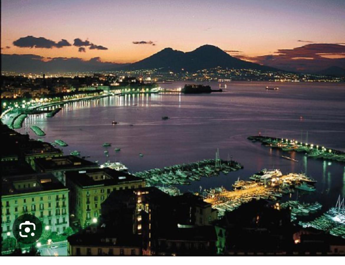 Апартаменты Napoli Sunny Charme Экстерьер фото